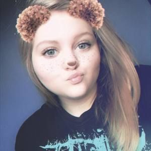 Meet your Posher, Emilee